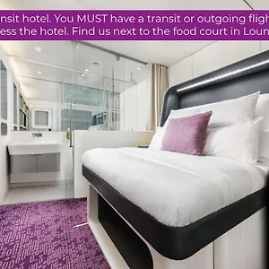 Yotelair Amsterdam Schiphol Transit Otel