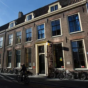 https://strowis-hostel.utrechthotels.net